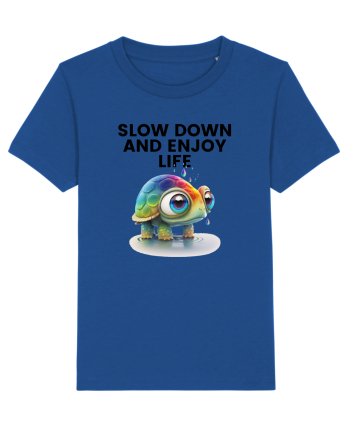 Broasca testoasa pictata in acuarela cu mesajul  Slow Down and Enjoy Life Majorelle Blue