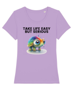 Broasca testoasa pictata in acuarela cu mesajul Take Life Easy but Serious Tricou mânecă scurtă guler larg fitted Damă Expresser