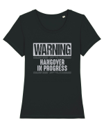 Warning Hangover In Progress Tricou mânecă scurtă guler larg fitted Damă Expresser