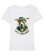 cu atitudine irlandeză - Everybody be cool this is a fashion robbery Tricou mânecă scurtă guler larg fitted Damă Expresser