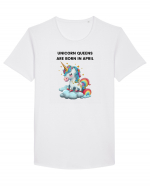 Unicorn mesaj UNICORN QUEENS ARE BORN IN april,  design 1 Tricou mânecă scurtă guler larg Bărbat Skater