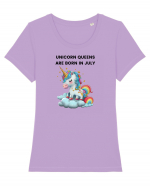 Unicorn mesaj UNICORN QUEENS ARE BORN IN july,  design 1 Tricou mânecă scurtă guler larg fitted Damă Expresser