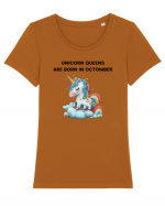 Unicorn mesaj UNICORN QUEENS ARE BORN IN octomber,  design 1 Tricou mânecă scurtă guler larg fitted Damă Expresser