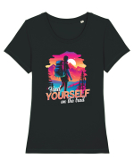 in stil synthwave - Find yourself on the trail Tricou mânecă scurtă guler larg fitted Damă Expresser
