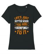 Lifes just better when you add surfing to it Tricou mânecă scurtă guler larg fitted Damă Expresser