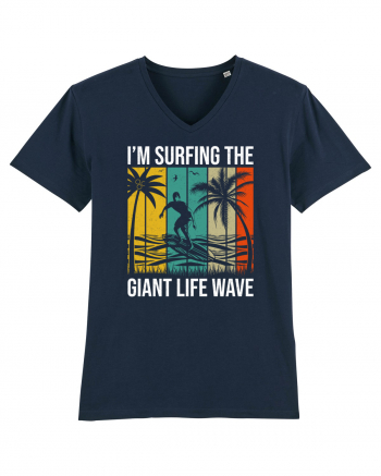 I'm surfing the giant life wave French Navy