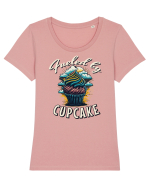 Fueled by cupcake #1 Tricou mânecă scurtă guler larg fitted Damă Expresser
