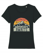 Adventure Awaits Retro Sunset Tricou mânecă scurtă guler larg fitted Damă Expresser