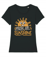 Fueled By Fresh Air And Sunshine (hand drawn) Tricou mânecă scurtă guler larg fitted Damă Expresser