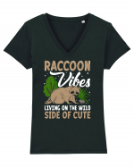 Raccoon vibes living on the wild side of cute Tricou mânecă scurtă guler V Damă Evoker