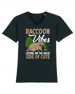 Raccoon vibes living on the wild side of cute Tricou mânecă scurtă guler V Bărbat Presenter