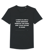 A wife is like hand grenade remove the ring and your house is gone Tricou mânecă scurtă guler larg Bărbat Skater