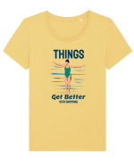 pentru pasionații de înot - Things Get Better With Swimming Tricou mânecă scurtă guler larg fitted Damă Expresser