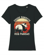 Chase Sunsets, Hug Pandas Tricou mânecă scurtă guler larg fitted Damă Expresser