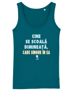 CINE SE SCOALA DE DIMINEATA...CADE SINGUR IN EA :D Maiou Damă Dreamer