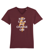 Keep calm and Charge on Tricou mânecă scurtă guler V Bărbat Presenter