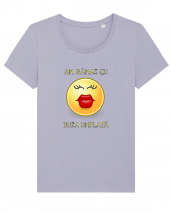 Cu buza umflată Lavender