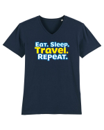 EAT SLEEP TRAVEL REPEAT - Mananca. Dormi. CALATORESTE. Repeta Tricou mânecă scurtă guler V Bărbat Presenter