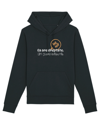 Ea are dreptate. Eu port tricoul  Black