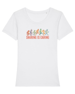 SHARING IS CARING - maimute kicking a** Tricou mânecă scurtă guler larg fitted Damă Expresser