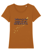 Belive in the magic new beginnings Tricou mânecă scurtă guler larg fitted Damă Expresser