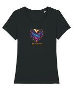 LOVE IS ALL AROUND - INIMA - MUNTI - BRAZI - NATURA - GALAXIE - STELE Tricou mânecă scurtă guler larg fitted Damă Expresser