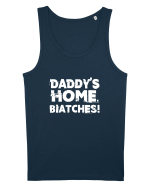 Daddy's Home, Biatches! Maiou Bărbat Runs