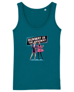 RUNWAY OR THE HIGHWAY... Maiou Damă Dreamer