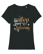 Nu înceta să crezi Tricou mânecă scurtă guler larg fitted Damă Expresser